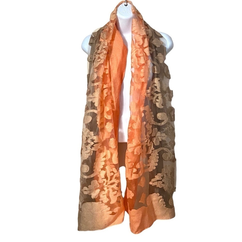 Sciarpa Lightweight Floral Lace Scarf 74”x56” Timeless Classic Traditional